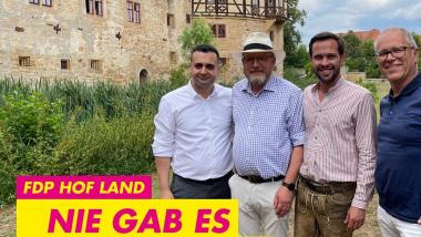 Alexander Bischoff mit Karl Graf Stauffenberg, Bijan Djir-Sarai und Martin Hagen,